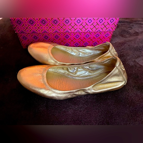 GUC Tory Burch size 9 gold ballet flats - Picture 6 of 10